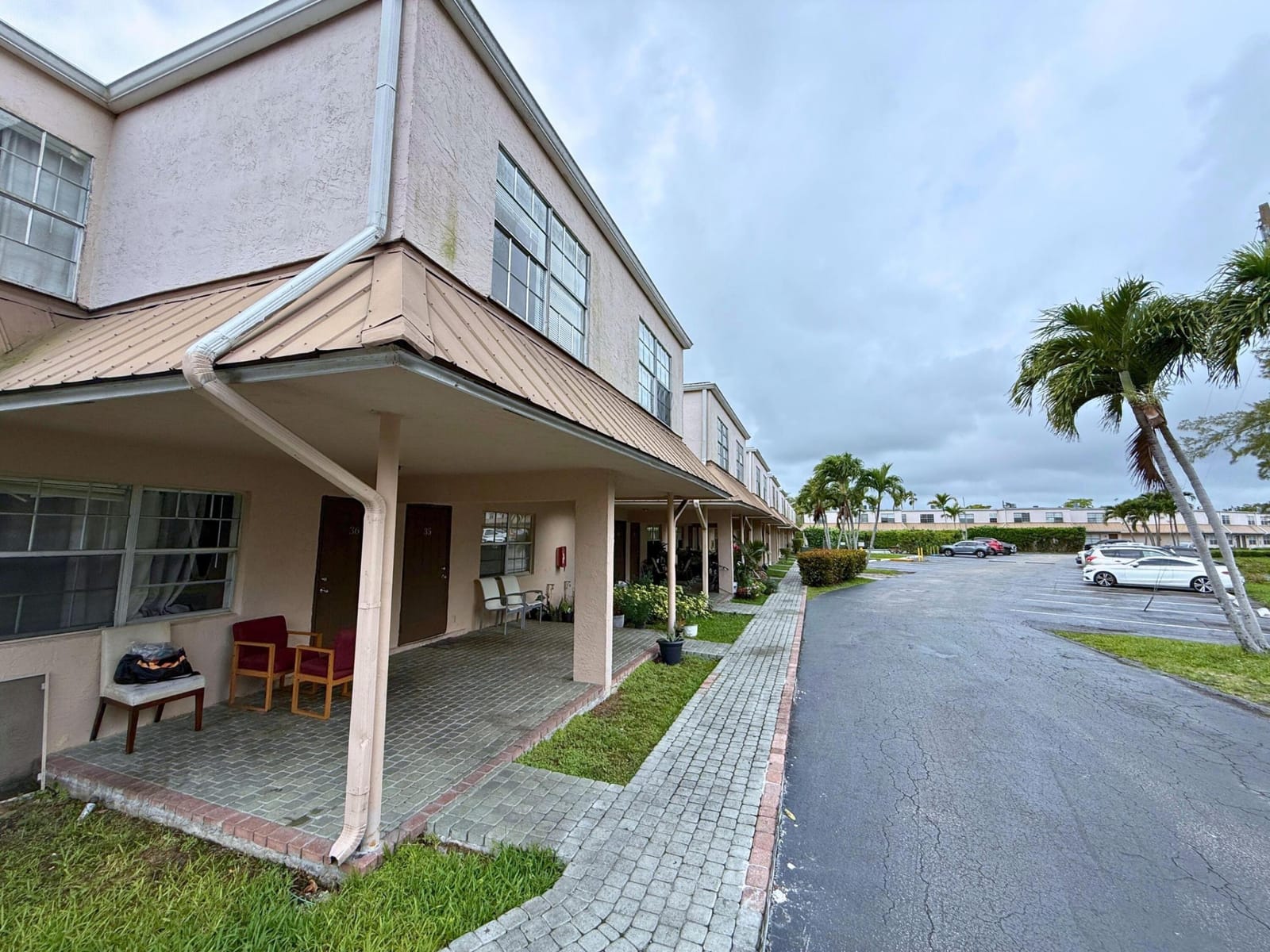 4100 NW 16th Avenue 31 — photo 1