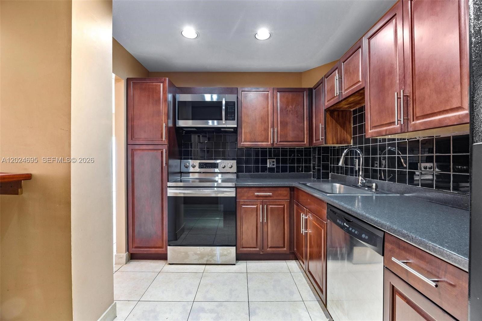4350 Hillcrest Drive 1016, Hollywood, FL 33021 photo 6