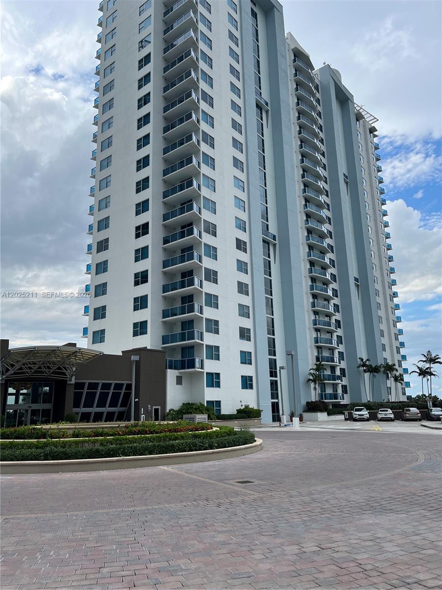 2681 N Flamingo Road 303S, Sunrise, FL 33323, Sunrise