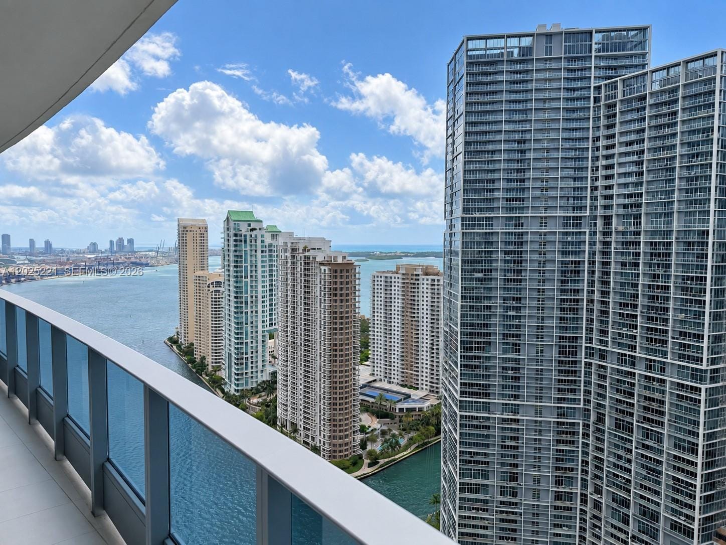 200 Biscayne Boulevard Way 4104, Miami, FL 33131 photo 1