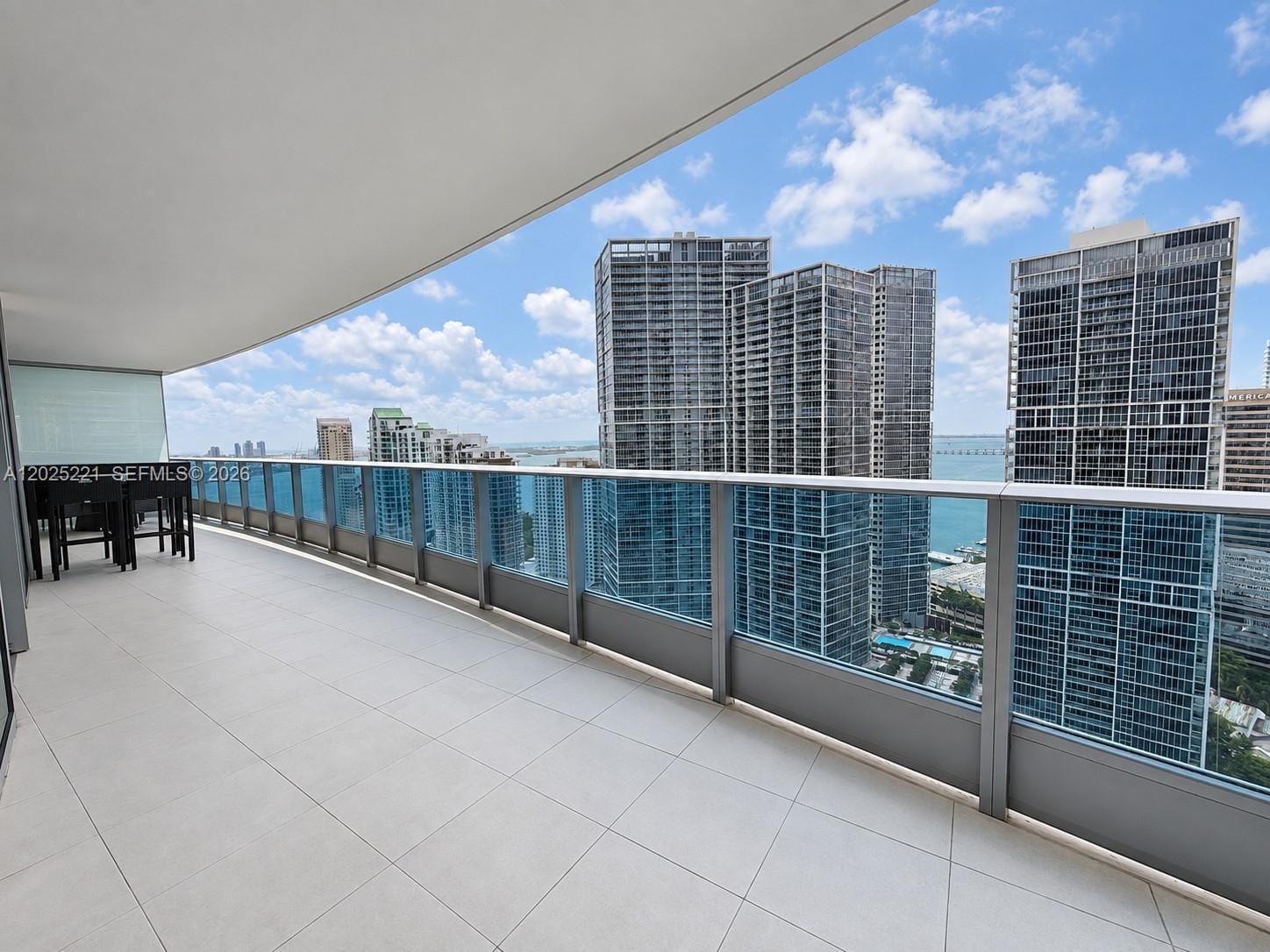 200 Biscayne Boulevard Way 4104, Miami, FL 33131 photo 2