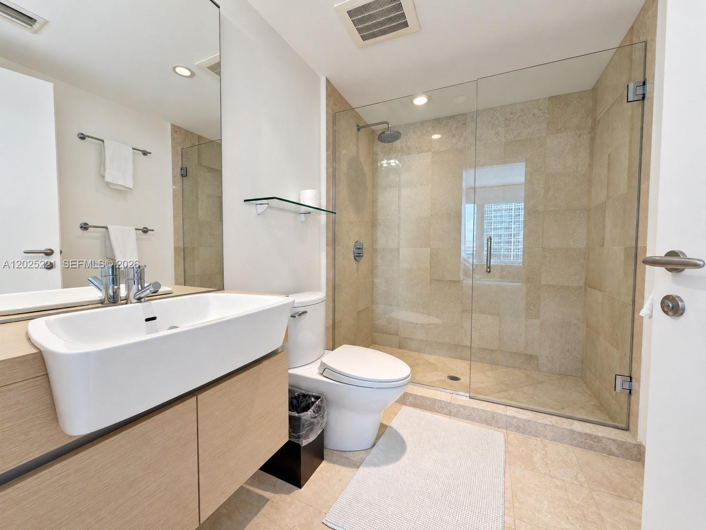 200 Biscayne Boulevard Way 4104, Miami, FL 33131 photo 18