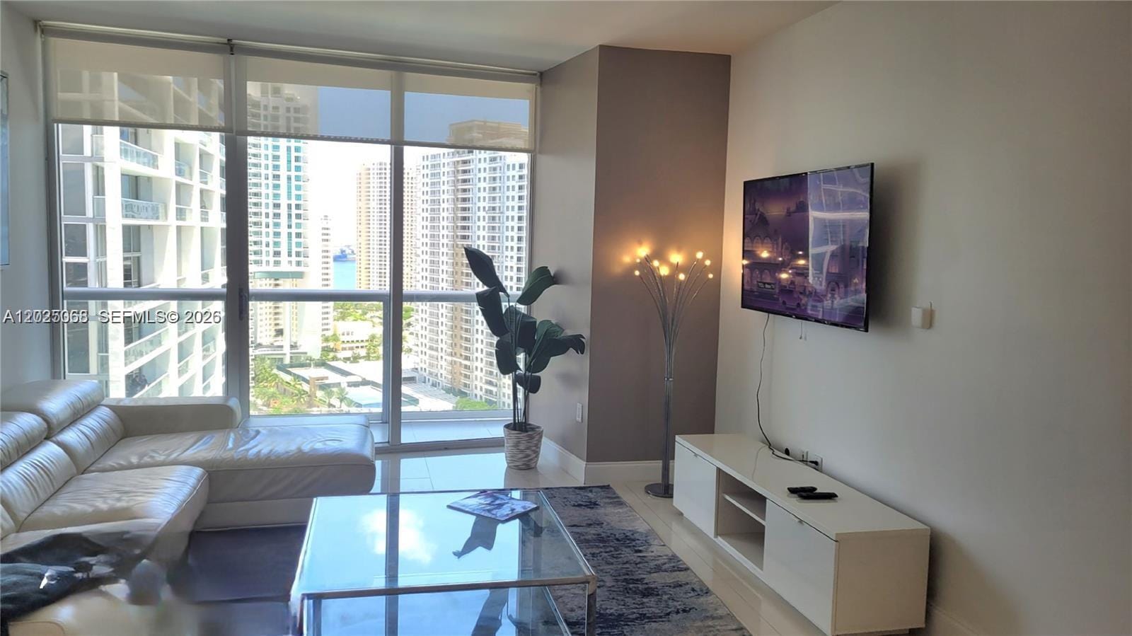 485 Brickell Avenue 2311, Miami, FL 33131 photo 3