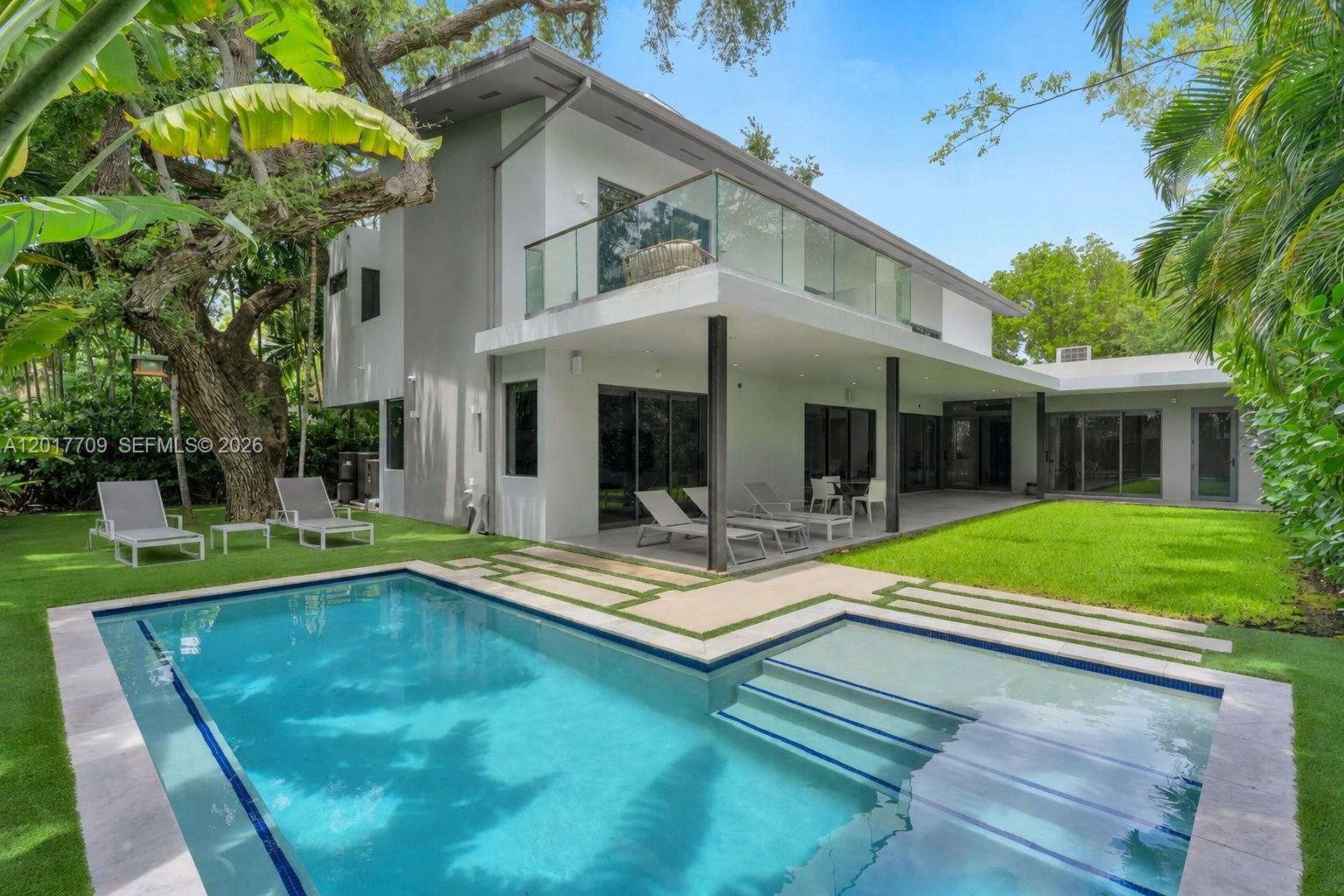 10 Samana Drive, Miami, FL 33133, Miami