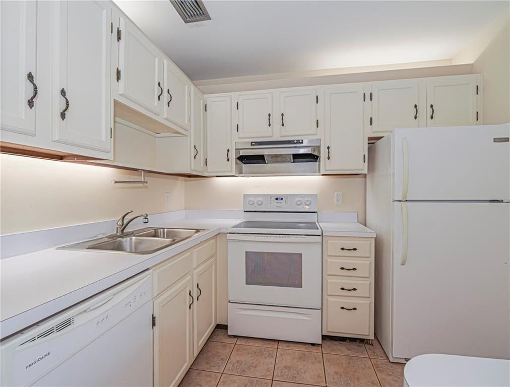 76 Royal Oak Drive 104, Vero Beach, FL 32962 photo 13