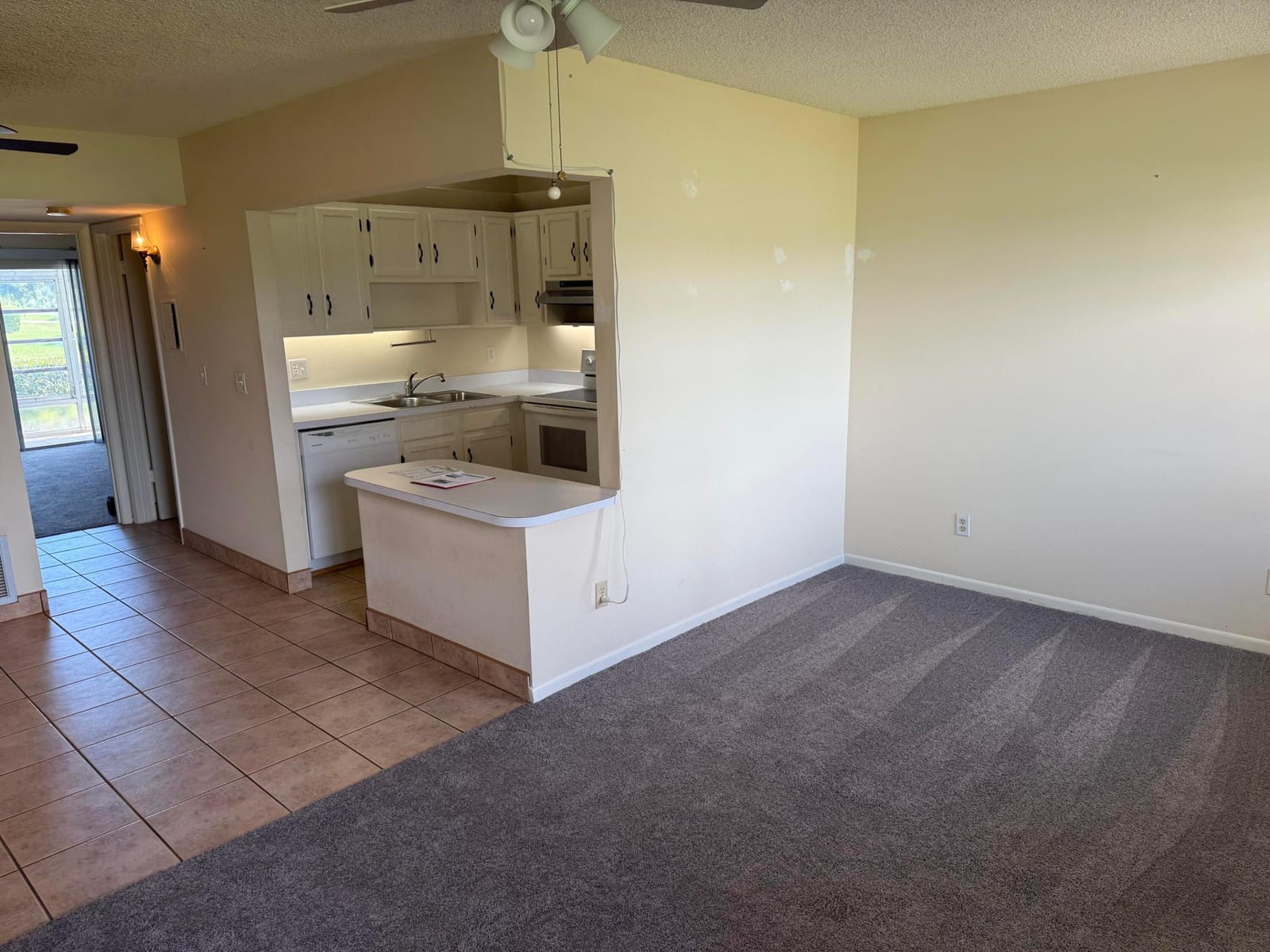 76 Royal Oak Drive 104, Vero Beach, FL 32962 photo 5
