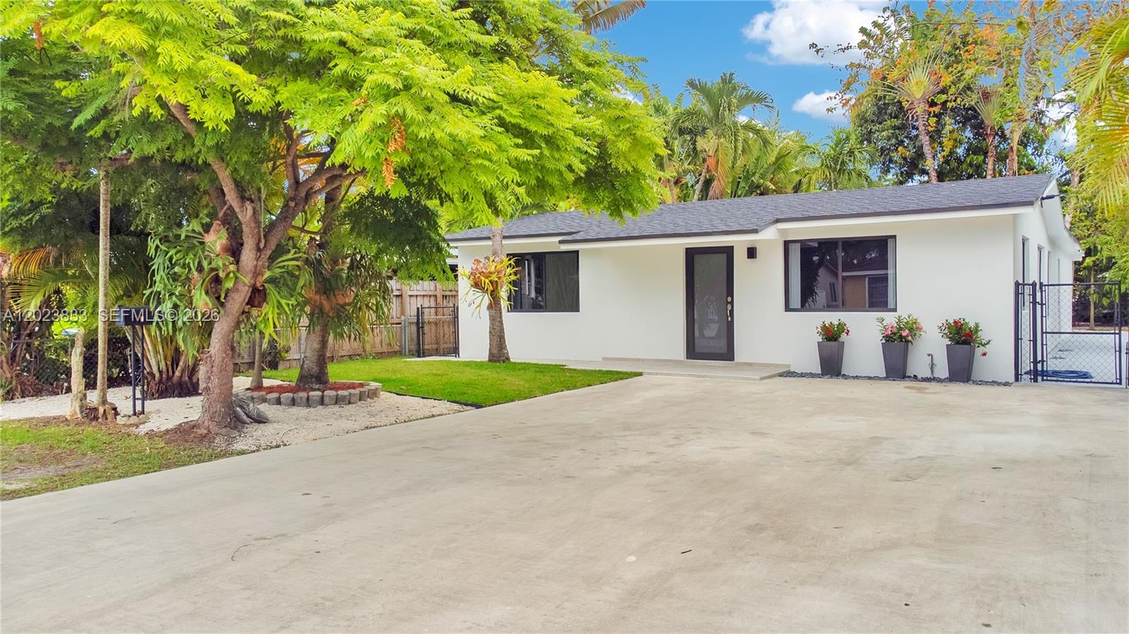 6566 SW 35th Street, Miami, FL 33155, Miami