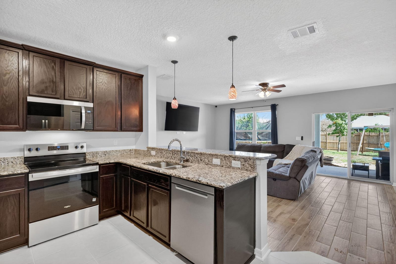 770 SW Saragossa Avenue — photo 11