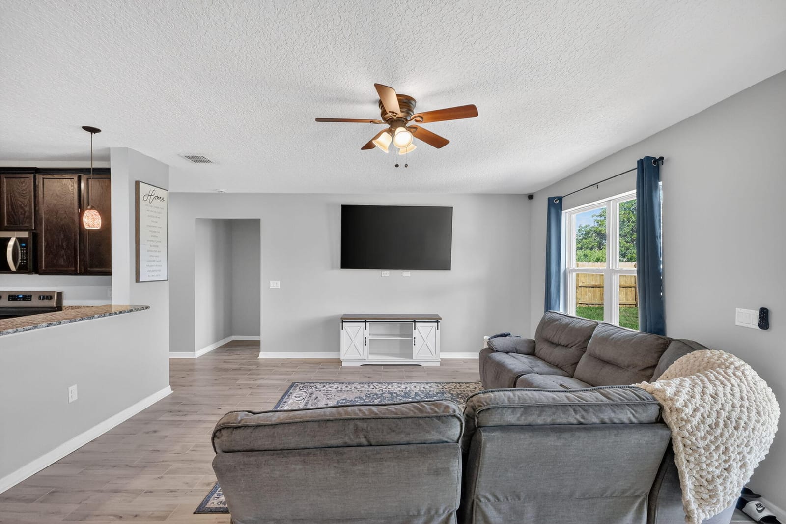 770 SW Saragossa Avenue — photo 10