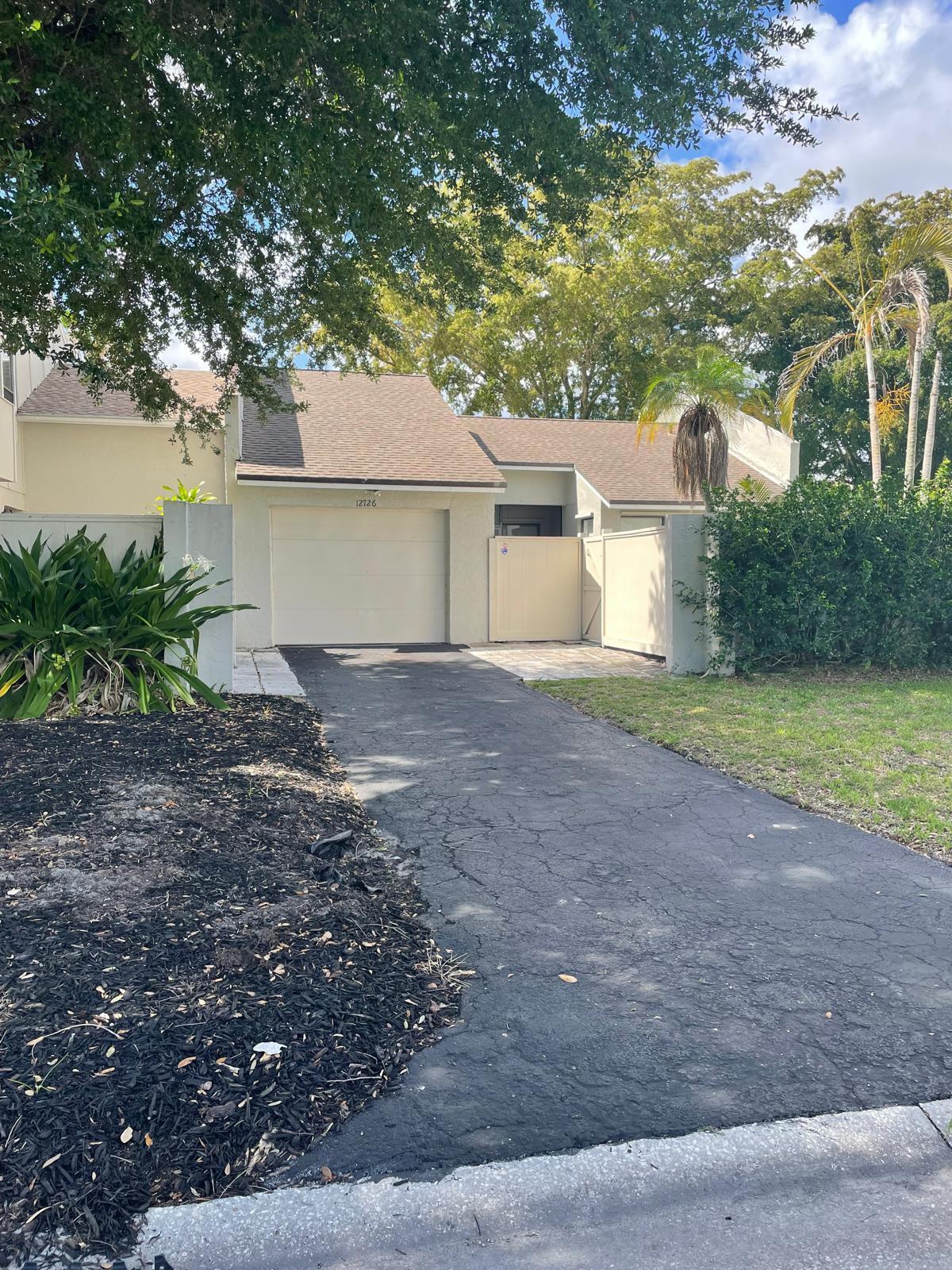 12726 Spinnaker Lane, Wellington, FL 33414, Wellington