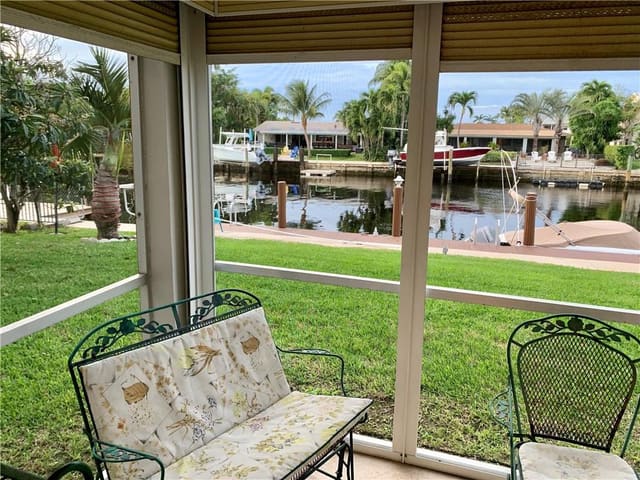 934 SE 9th Avenue 1, sold in Cypress Island, Pompano Beach, FL