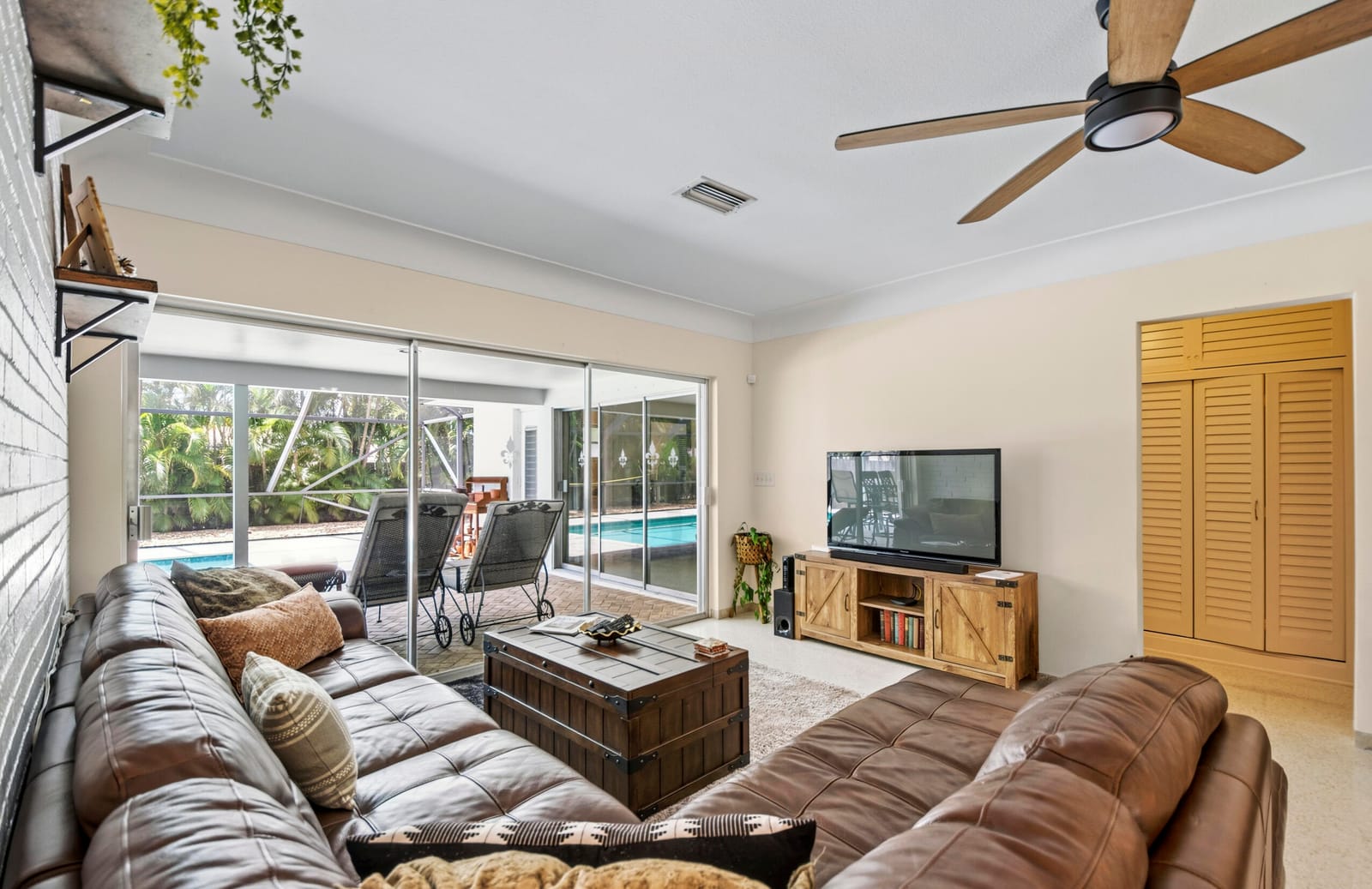 1348 SW 4th Street — photo 5