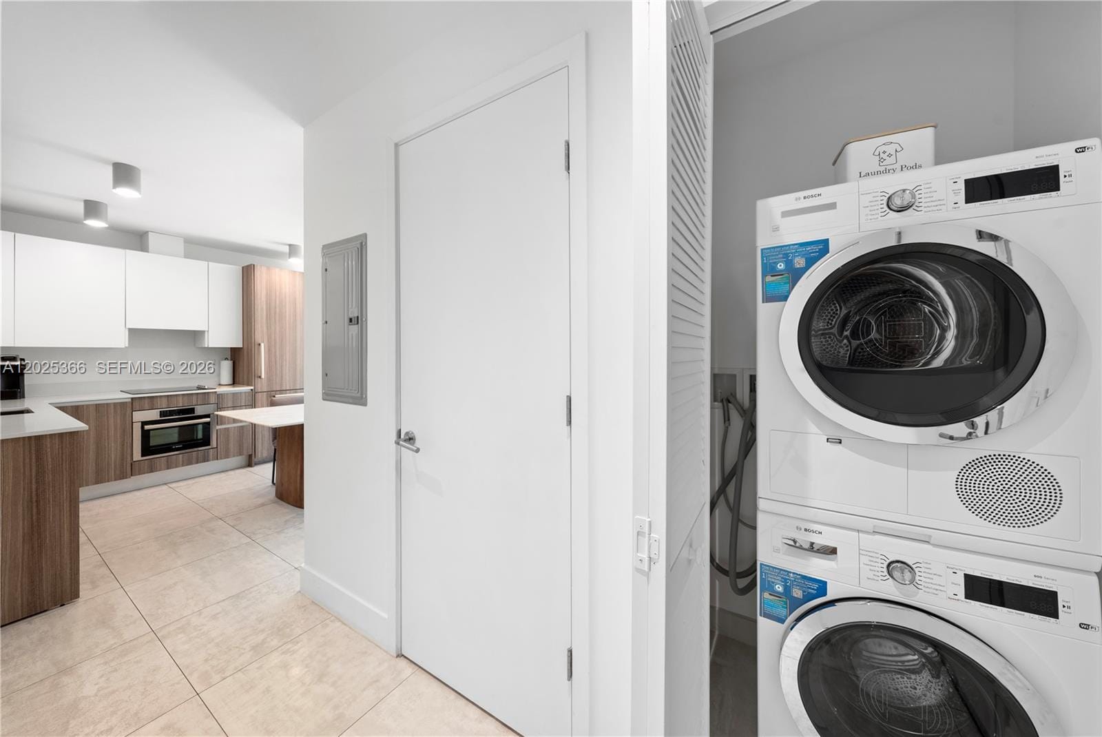 239 SW 9th Street 1701, Miami, FL 33130 photo 11