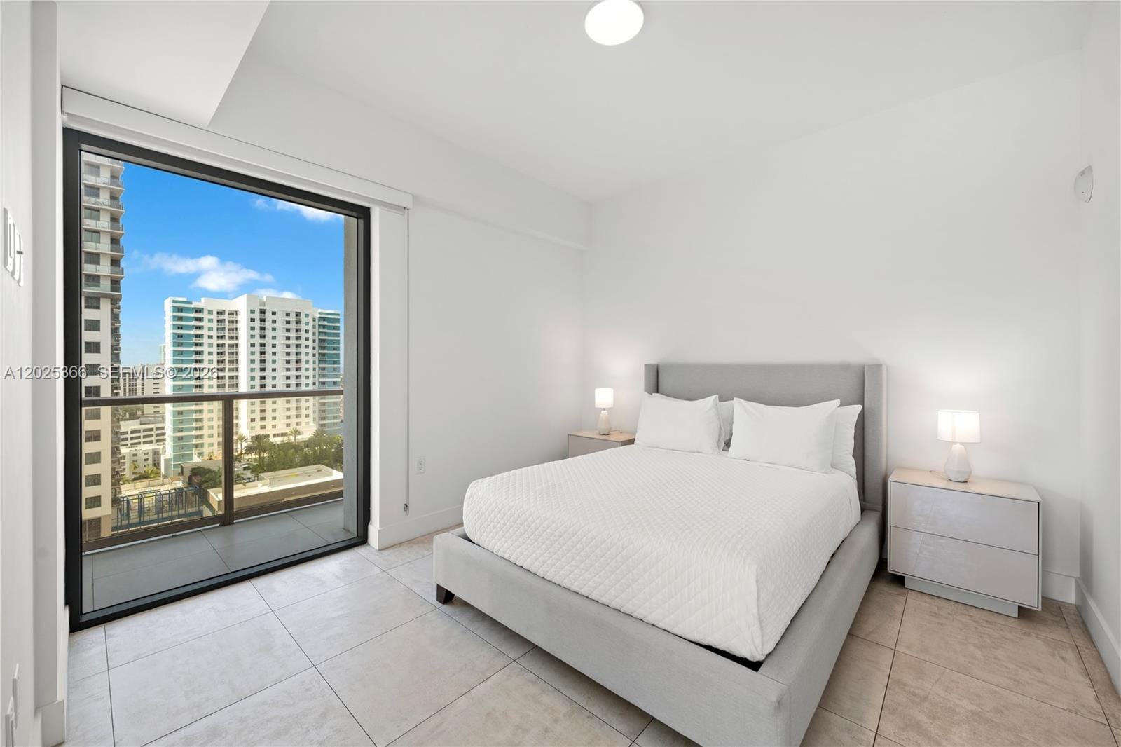 239 SW 9th Street 1701, Miami, FL 33130 photo 12
