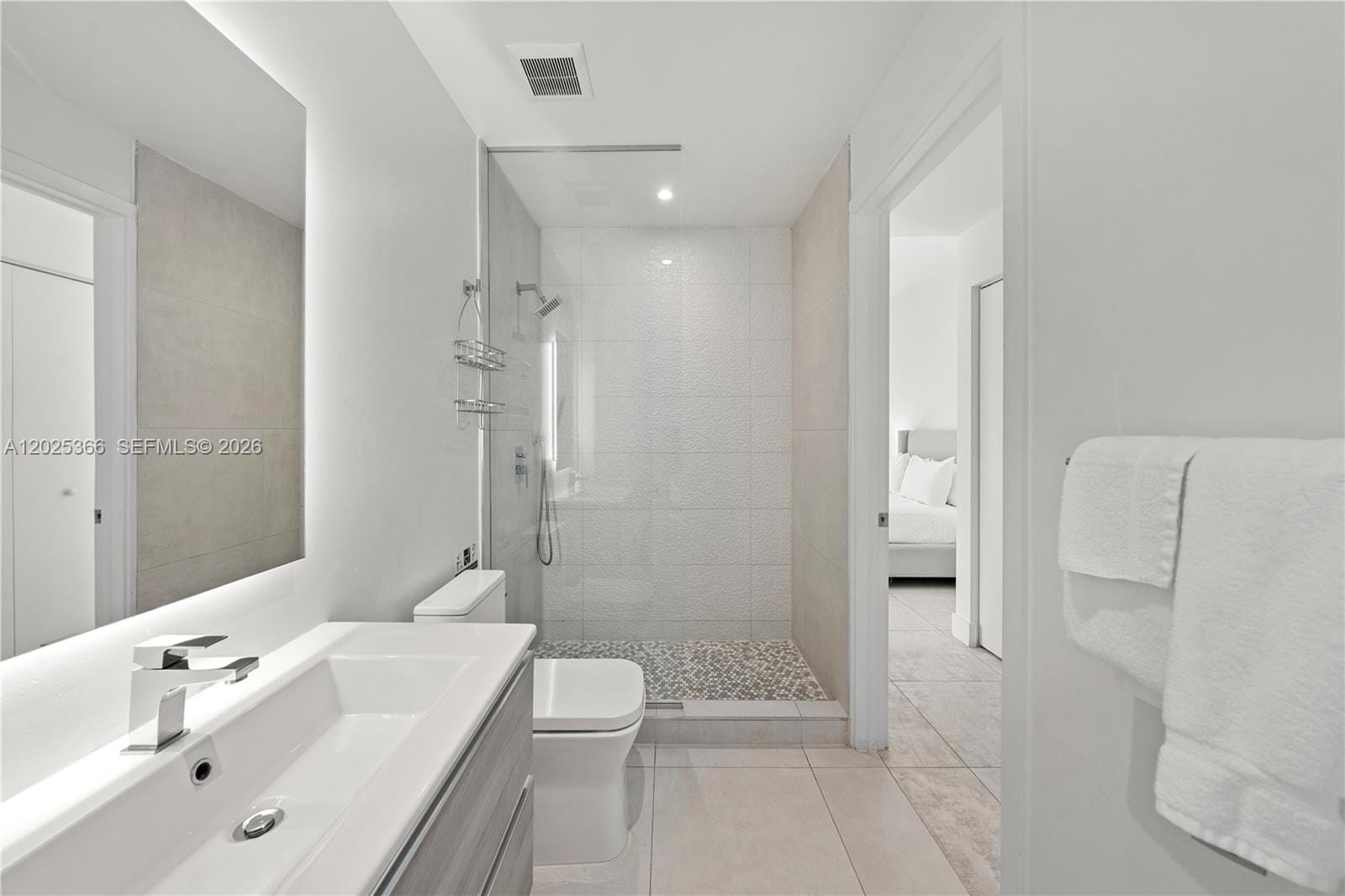239 SW 9th Street 1701, Miami, FL 33130 photo 18