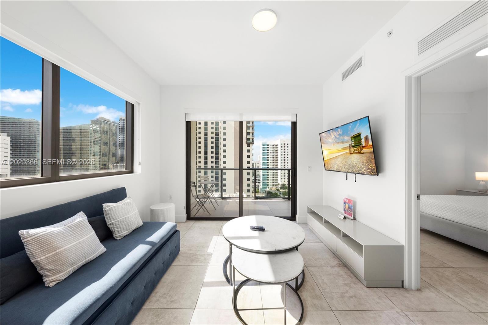 239 SW 9th Street 1701, Miami, FL 33130 photo 3