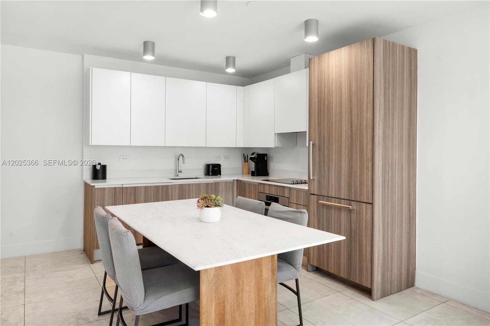 239 SW 9th Street 1701, Miami, FL 33130 photo 7