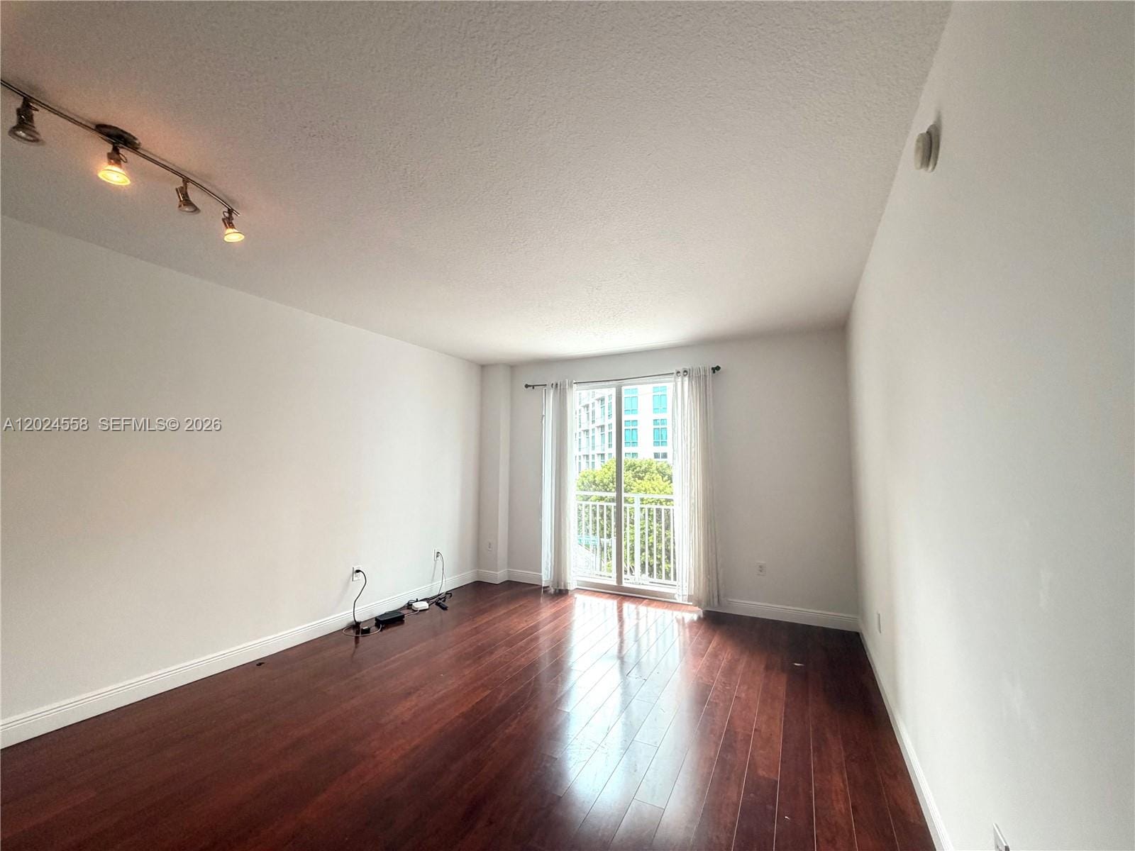 7290 SW 90th Street 303 — photo 4