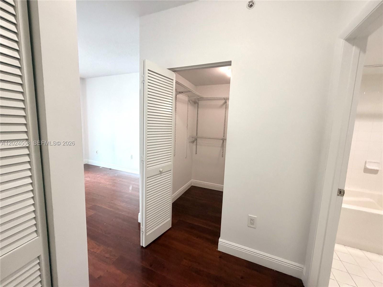 7290 SW 90th Street 303 — photo 7