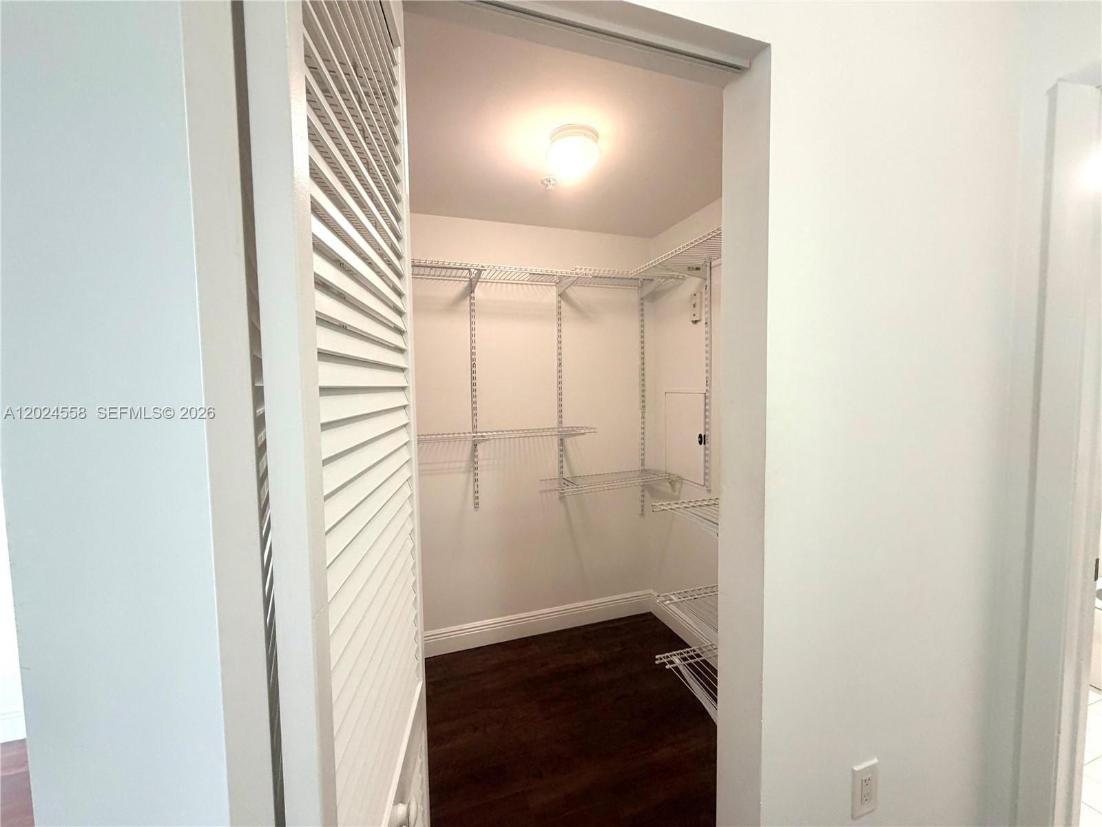 7290 SW 90th Street 303 — photo 9