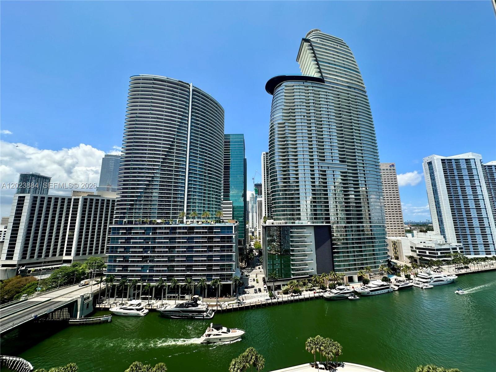 475 Brickell Avenue 1614, Miami, FL 33131, Miami