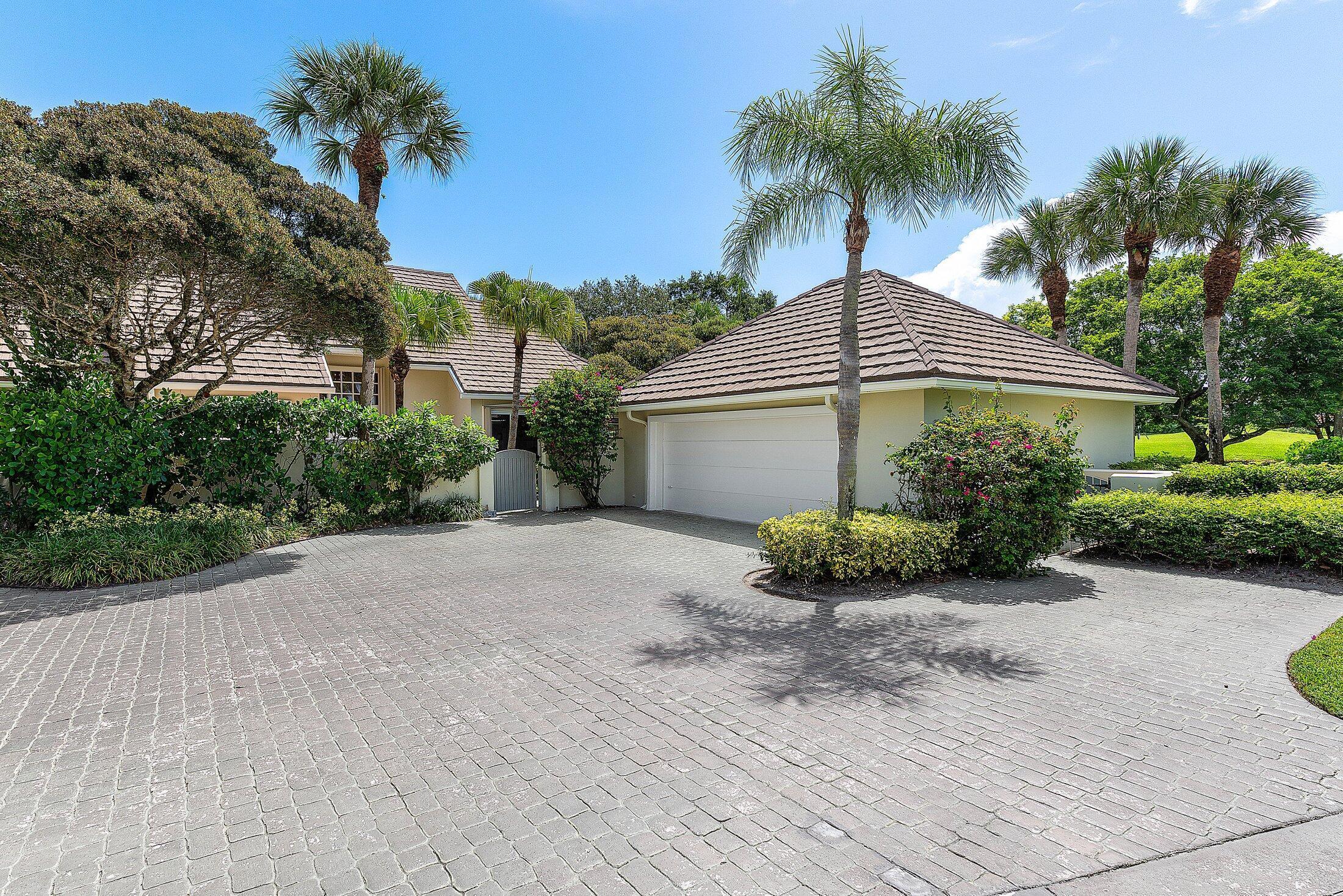 2584 Muirfield Court, Wellington, FL 33414, Wellington