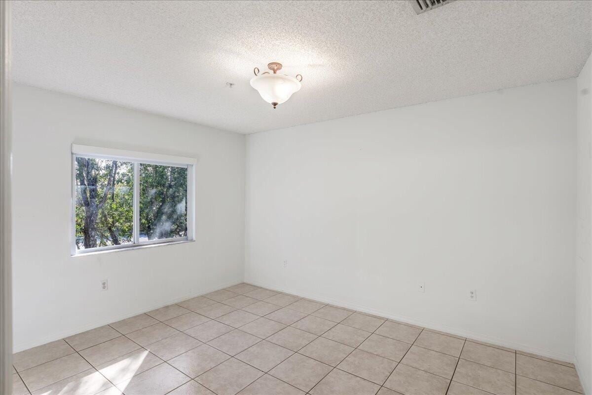 10129 W Atlantic Boulevard E3 — photo 8