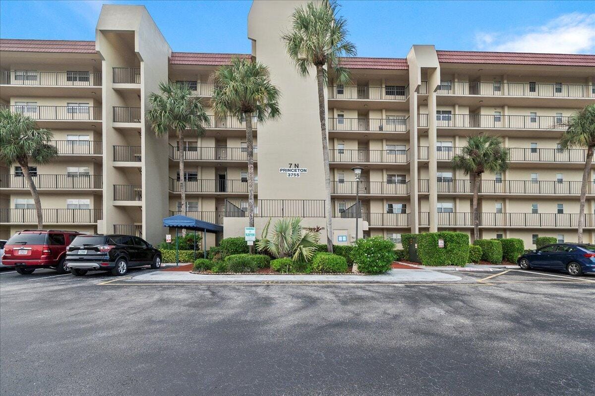 3755 Via Poinciana 611, Greenacres, FL 33467 photo 2