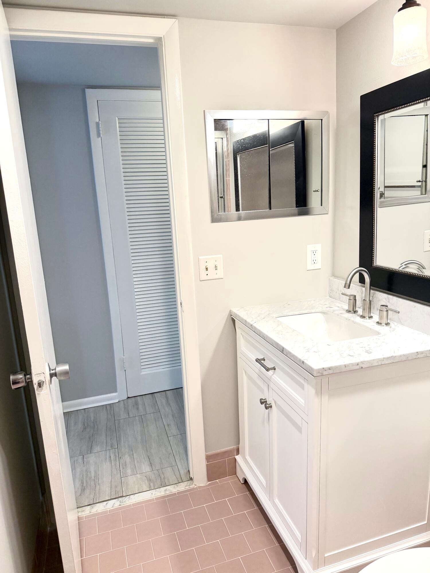 162 Windsor H, West Palm Beach, FL 33417 photo 16