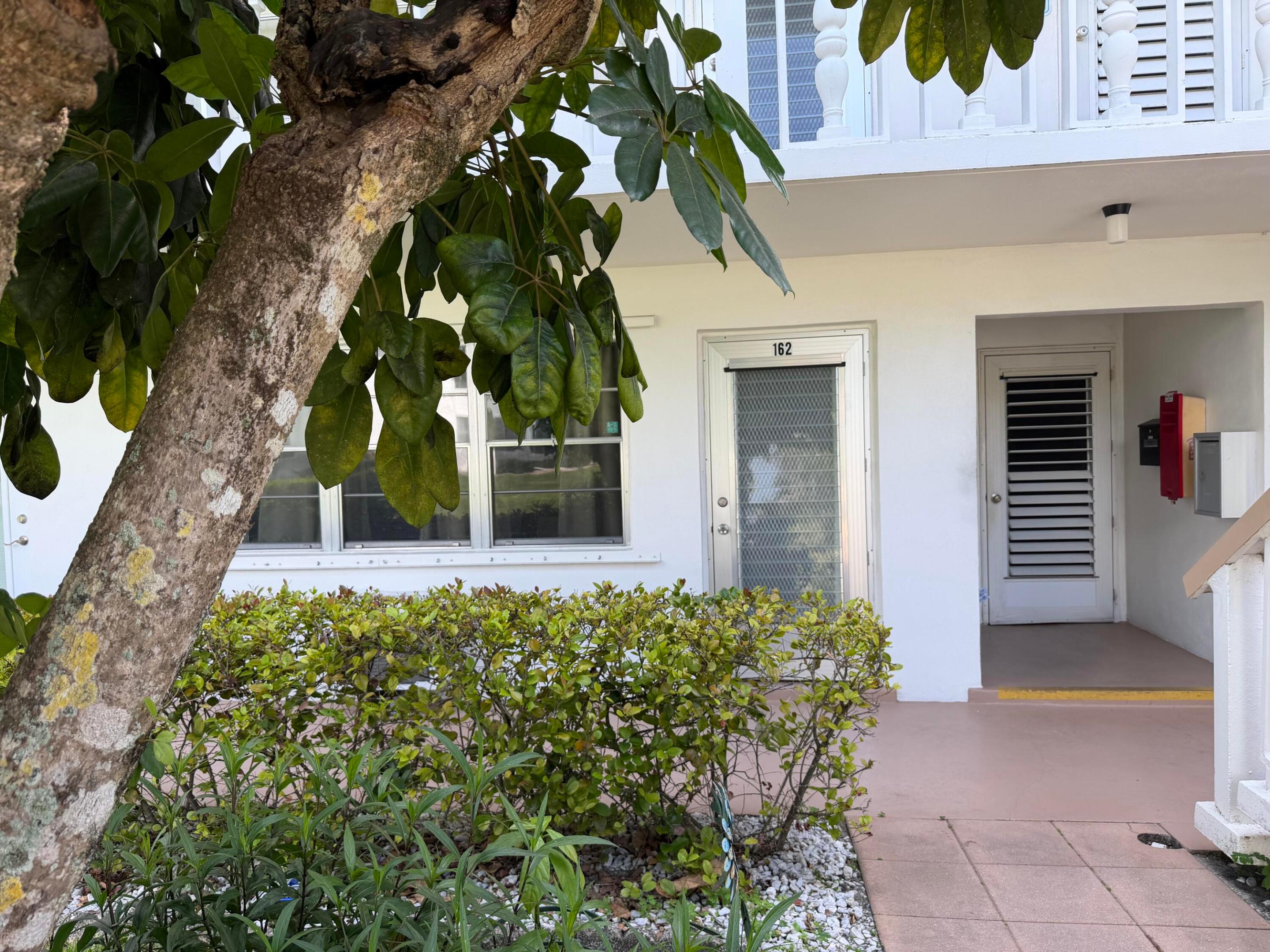 162 Windsor H, West Palm Beach, FL 33417, West Palm Beach