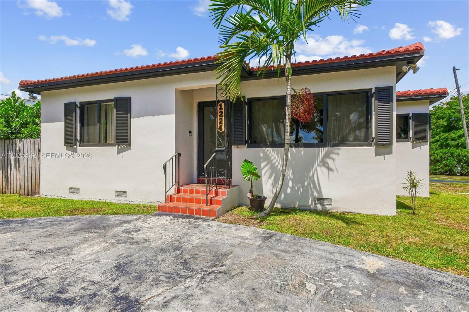 1224 N 26th Avenue, Hollywood, FL 33020, Hollywood
