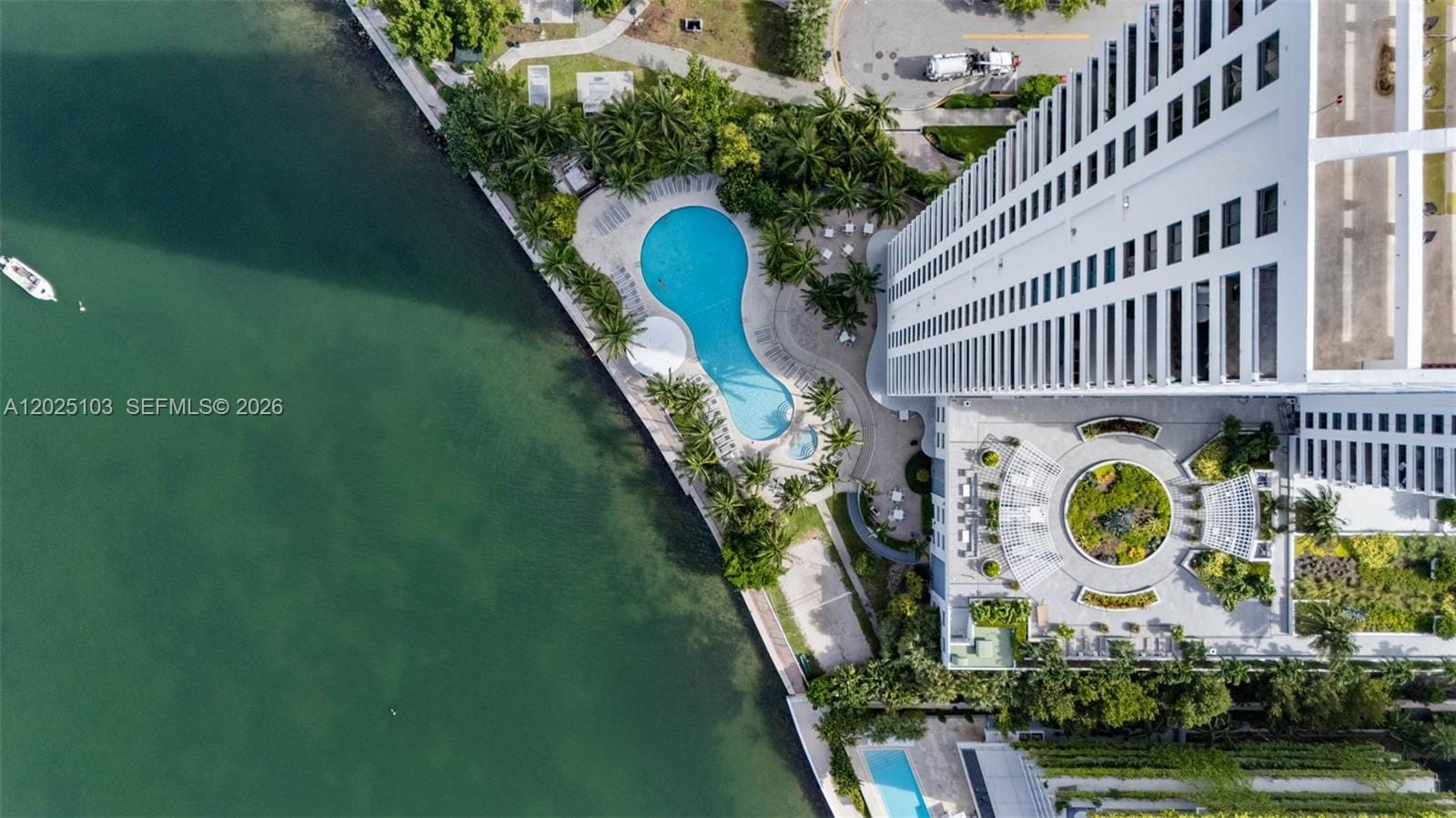 1330 West Avenue 2107, Miami Beach, FL 33139 photo 17