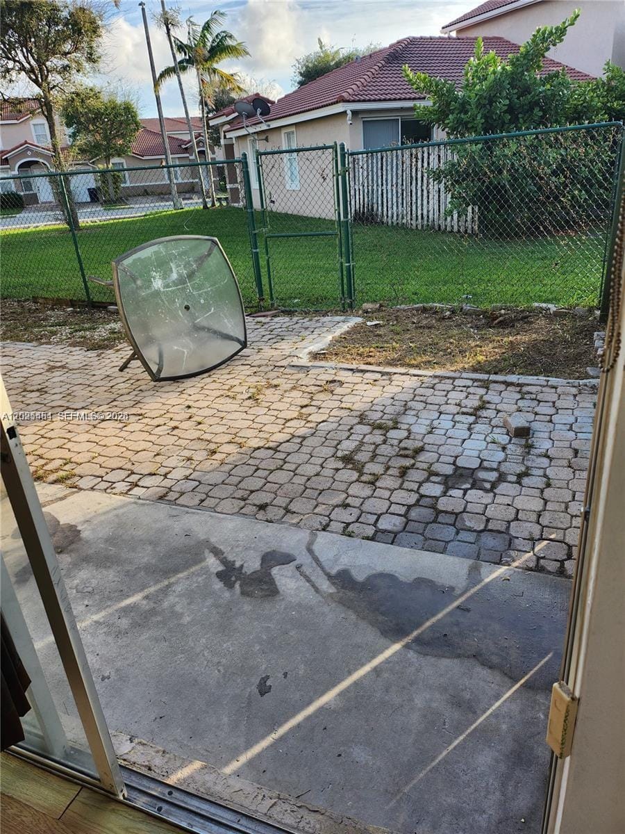 27310 SW 138th Court 27310 — photo 11