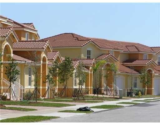 27310 SW 138th Court 27310 — photo 3