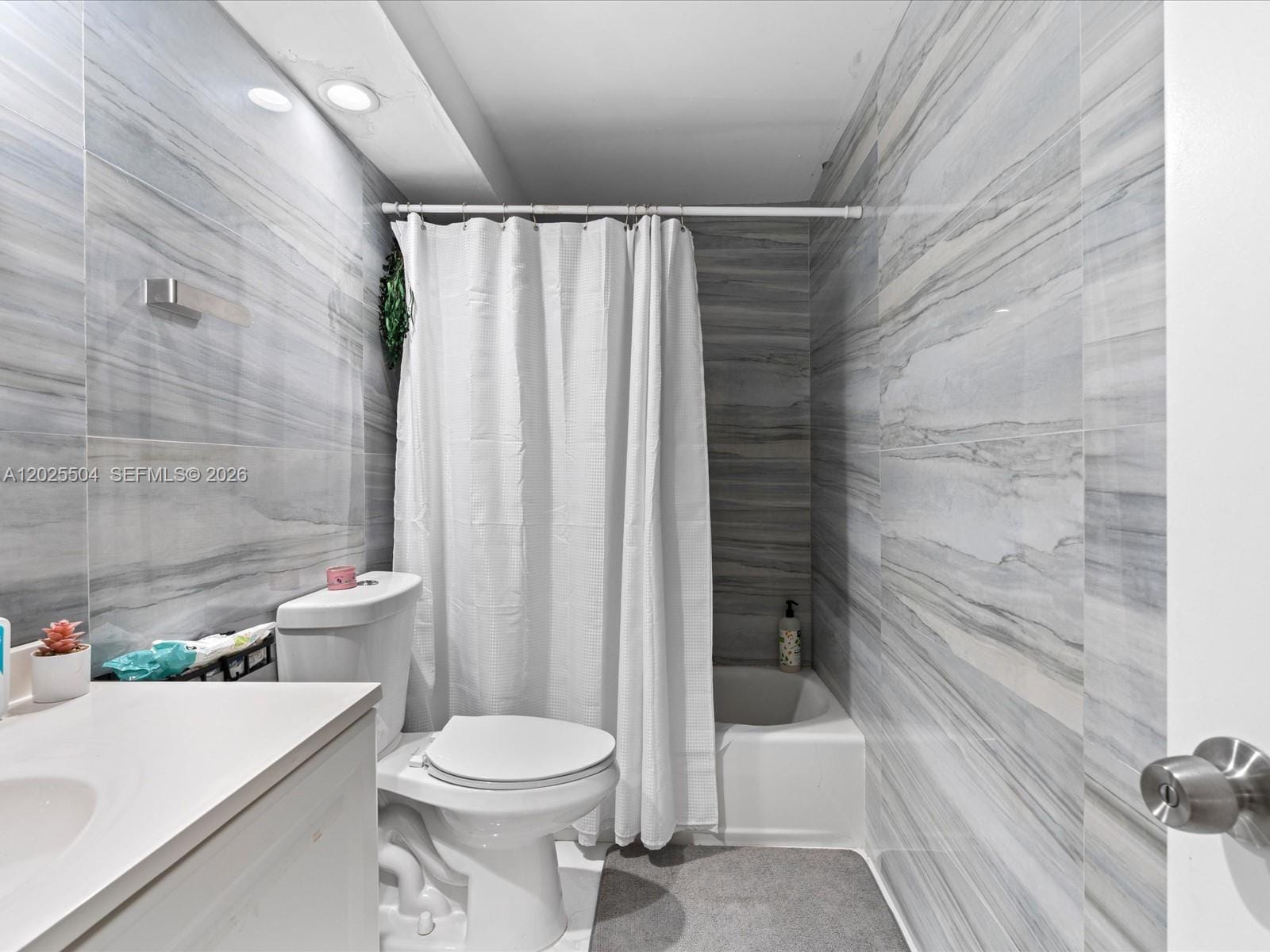 5005 Collins Avenue 222, Miami Beach, FL 33140 photo 28