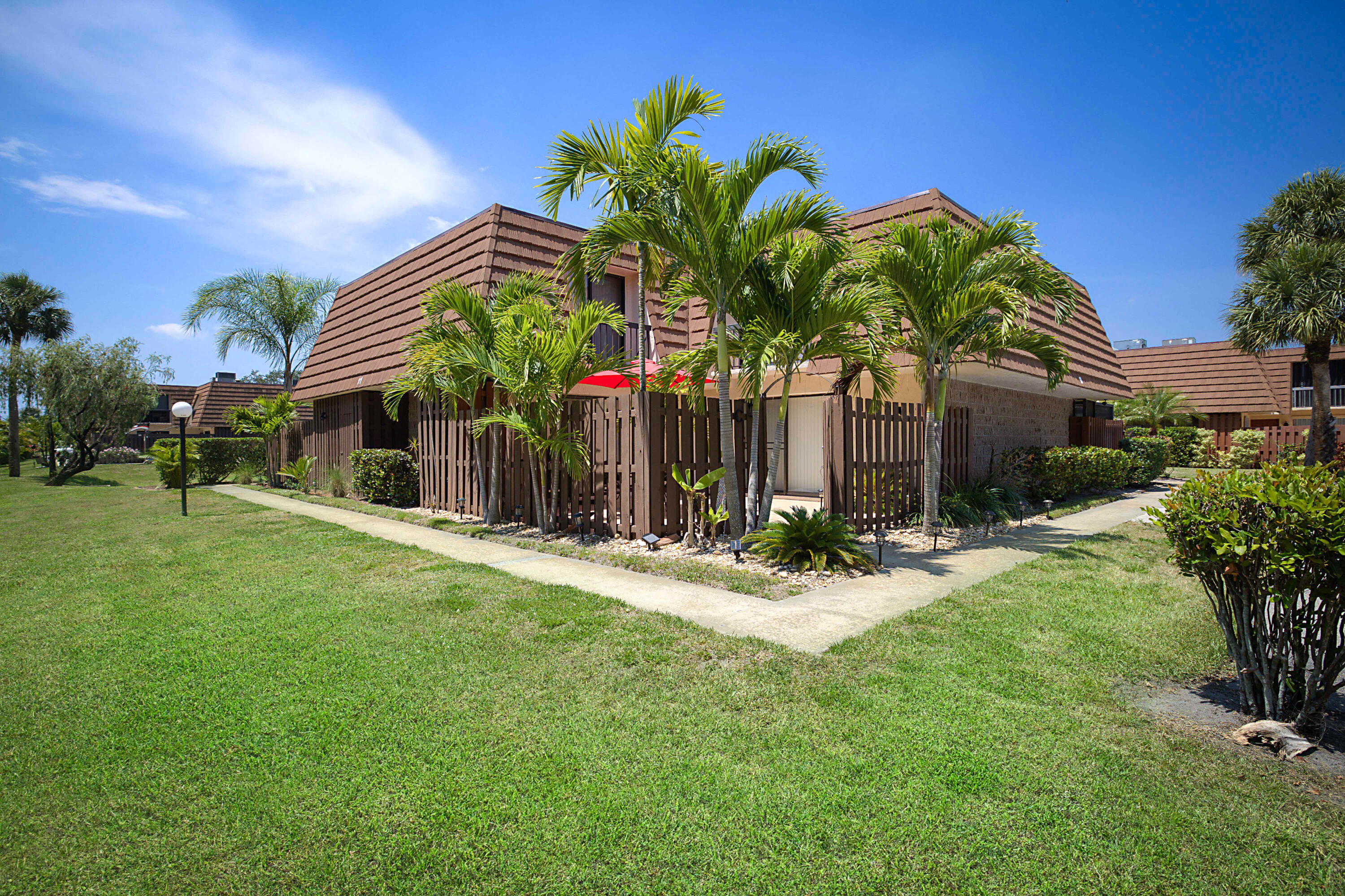 825 Center Street 11c, Jupiter, FL 33458, Jupiter
