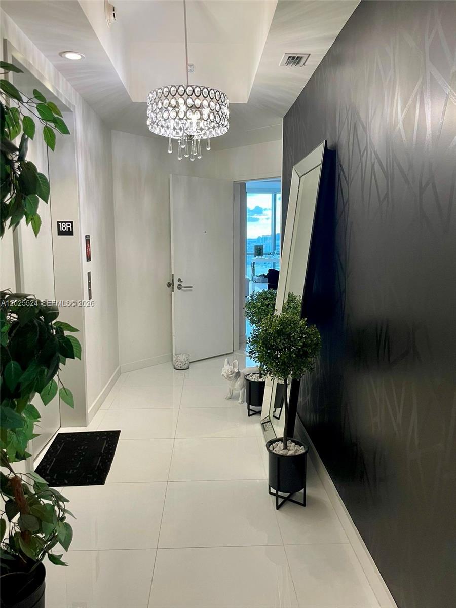 851 NE 1st Avenue 1808, Miami, FL 33132, Miami