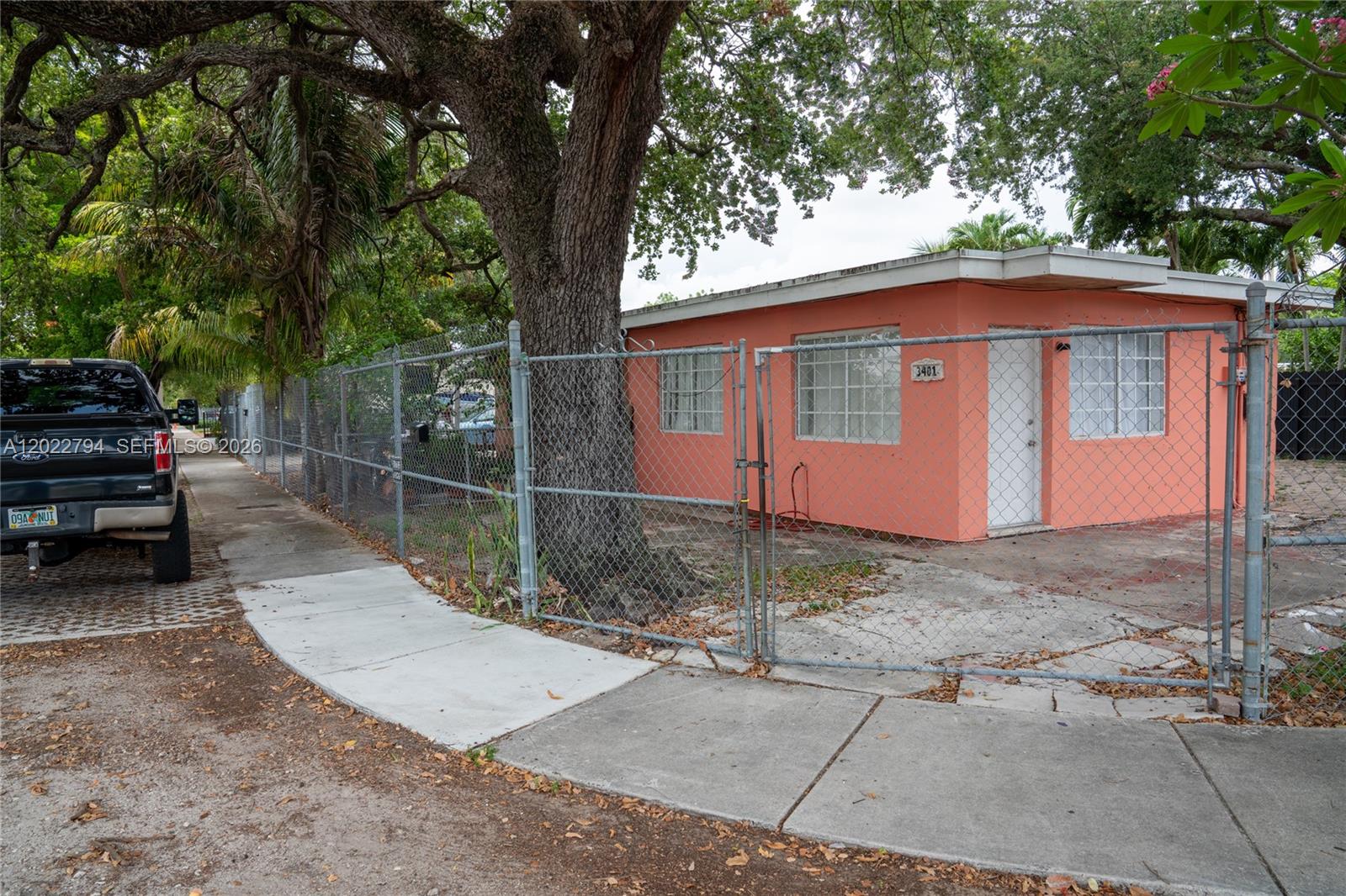 3401 NW 15th Street, Miami, FL 33125, Miami