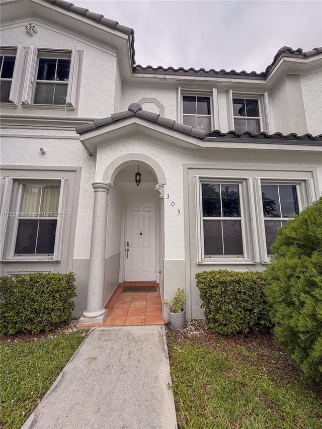 5420 NW 107th Avenue 303, Doral, FL 33178