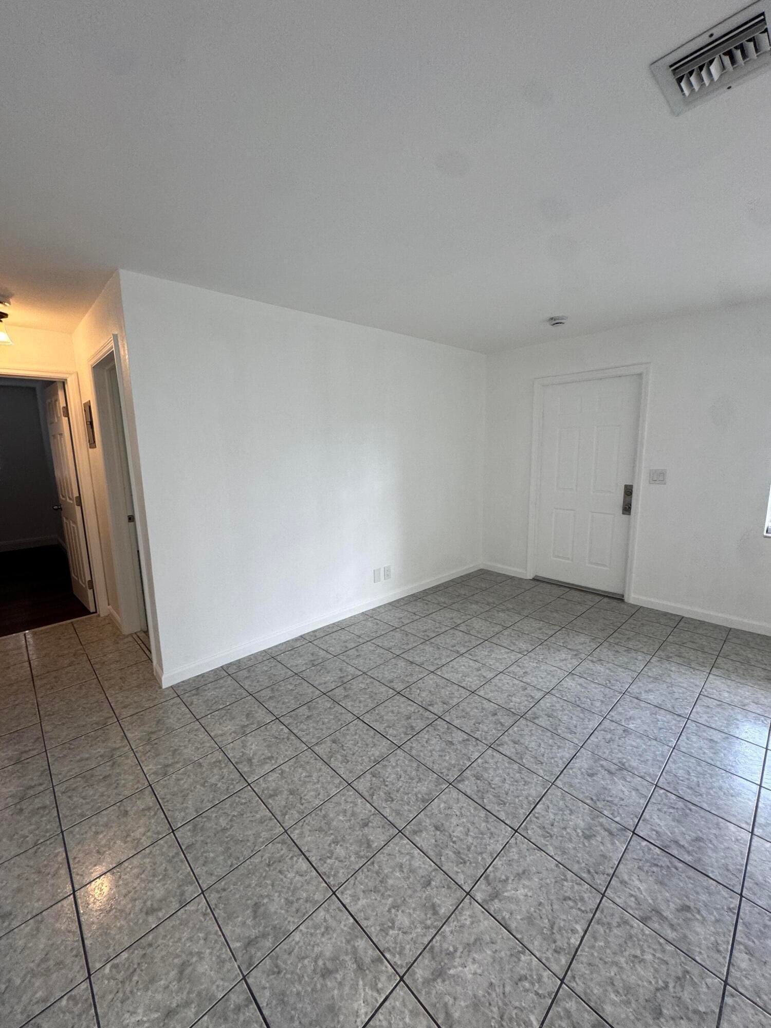 1795 NW 55th Avenue Apt 3 — photo 3