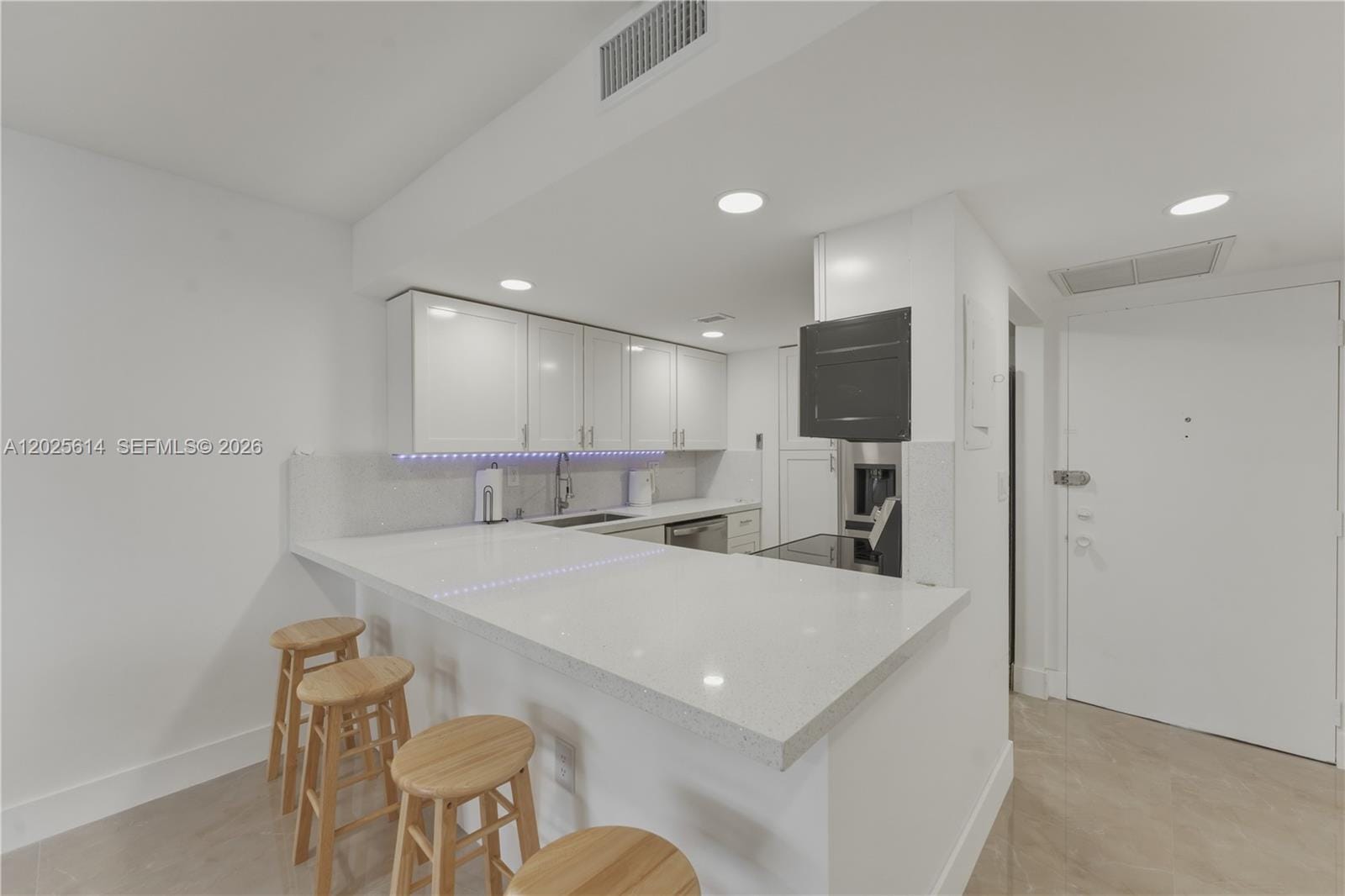 3702 NE 171st Street 17 — photo 2