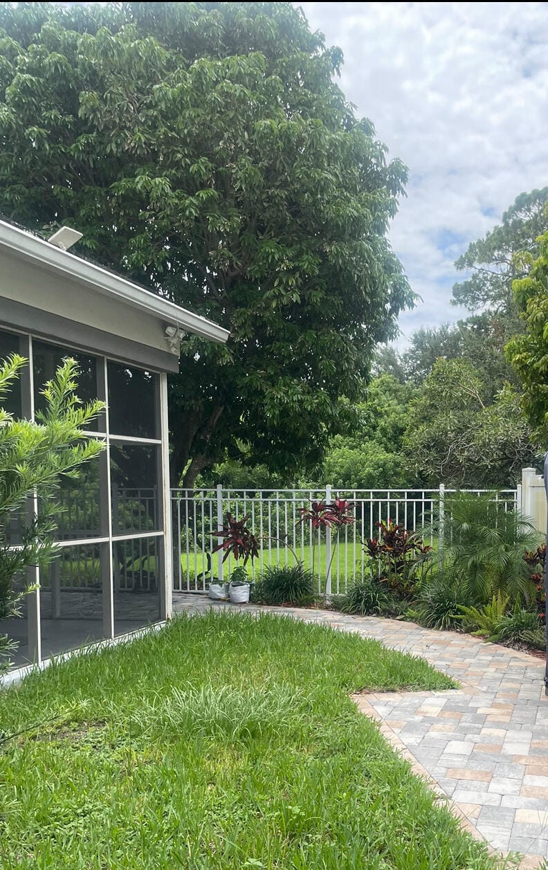 4251 Pine Hollow Circle — photo 11