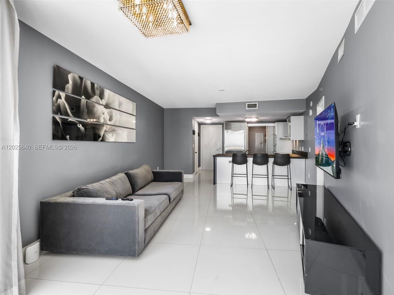 18201 Collins Avenue 5303, Sunny Isles Beach, FL 33160 photo 2