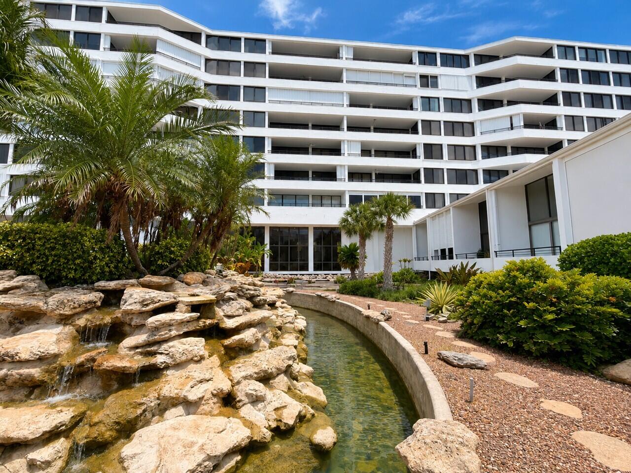 3589 S Ocean Boulevard 404, South Palm Beach, FL 33480, South Palm Beach
