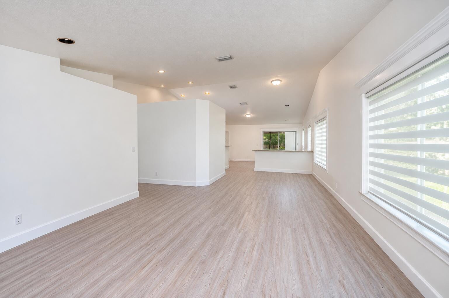 1252 Sabal Trail, Weston, FL 33327 photo 13