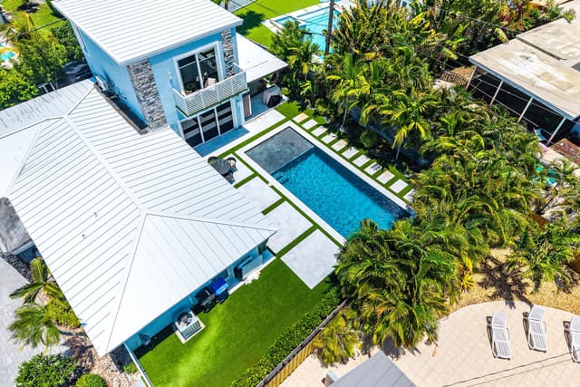 5920 NE 21st Road, Imperial Point, Fort Lauderdale, FL