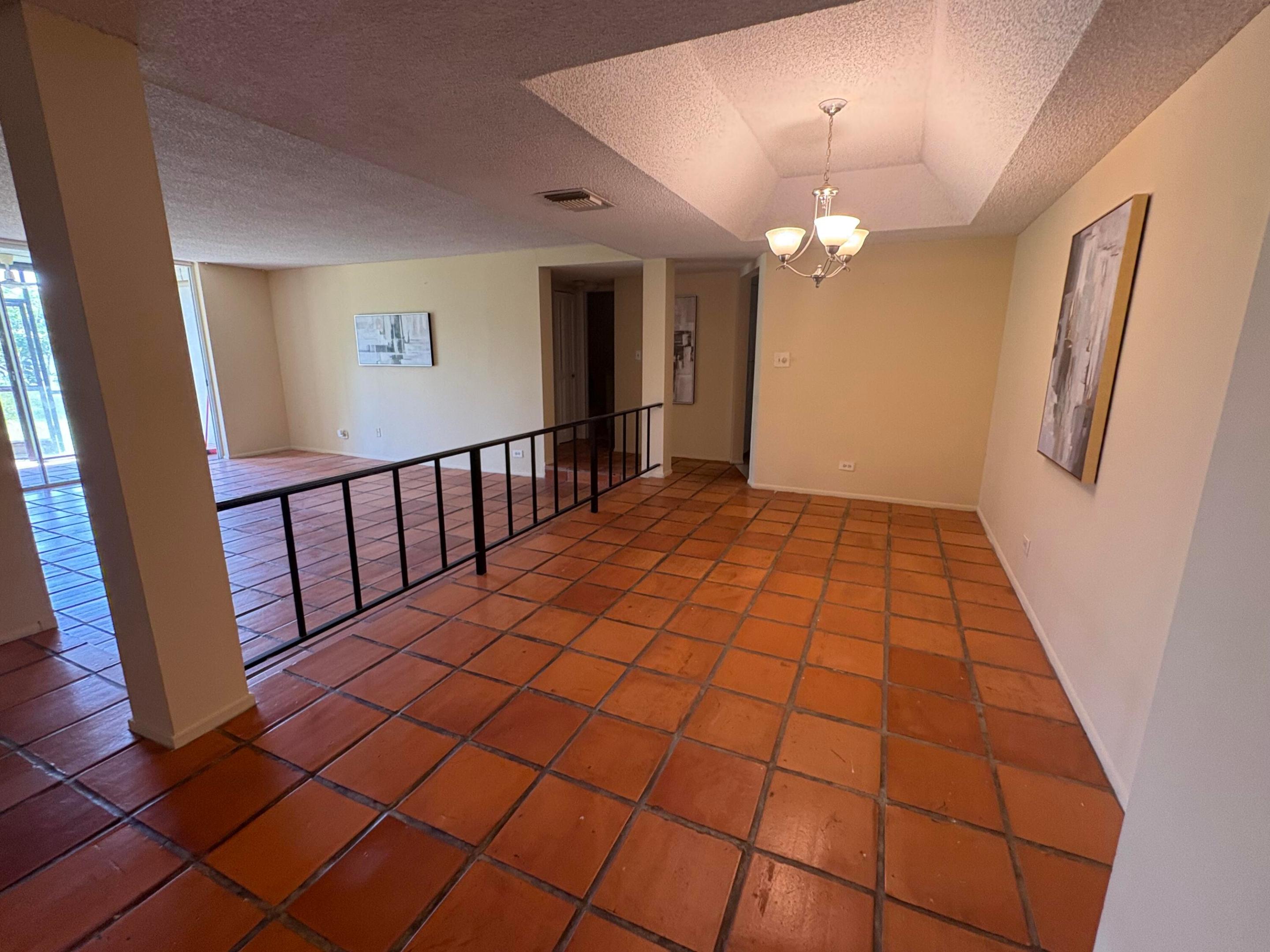 3720 Inverrary Drive 1h, Lauderhill, FL 33319, Lauderhill