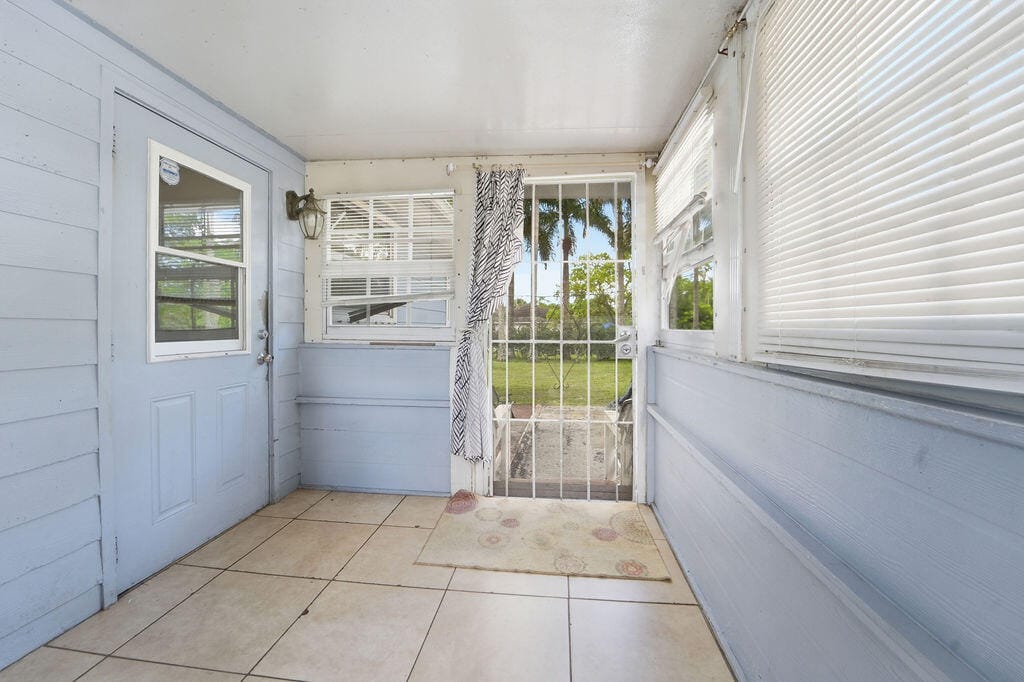 6929 N 120th Ave Avenue N, The Acreage, FL 33412 photo 27