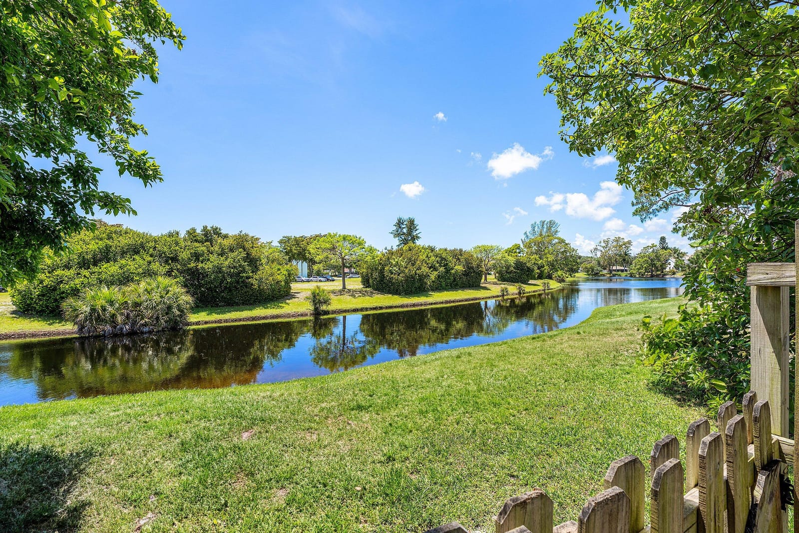2810 Sand Pines Court, Lake Worth, FL 33462 photo 27
