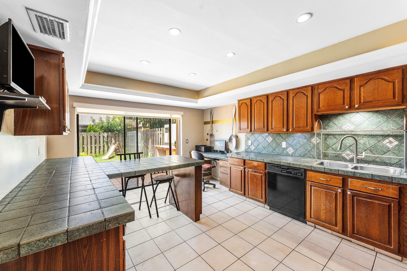 2810 Sand Pines Court, Lake Worth, FL 33462 photo 7